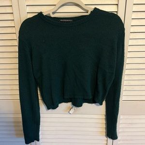 Green crop sweater